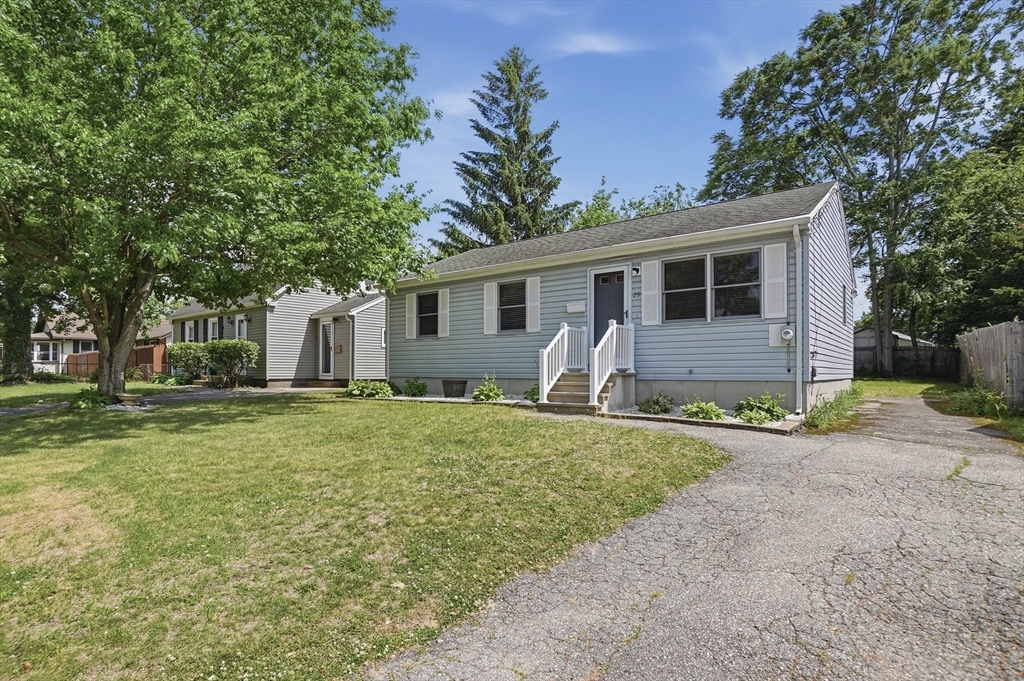 29 Rosella Street Springfield, MA 01118 - Photo 31 of 36