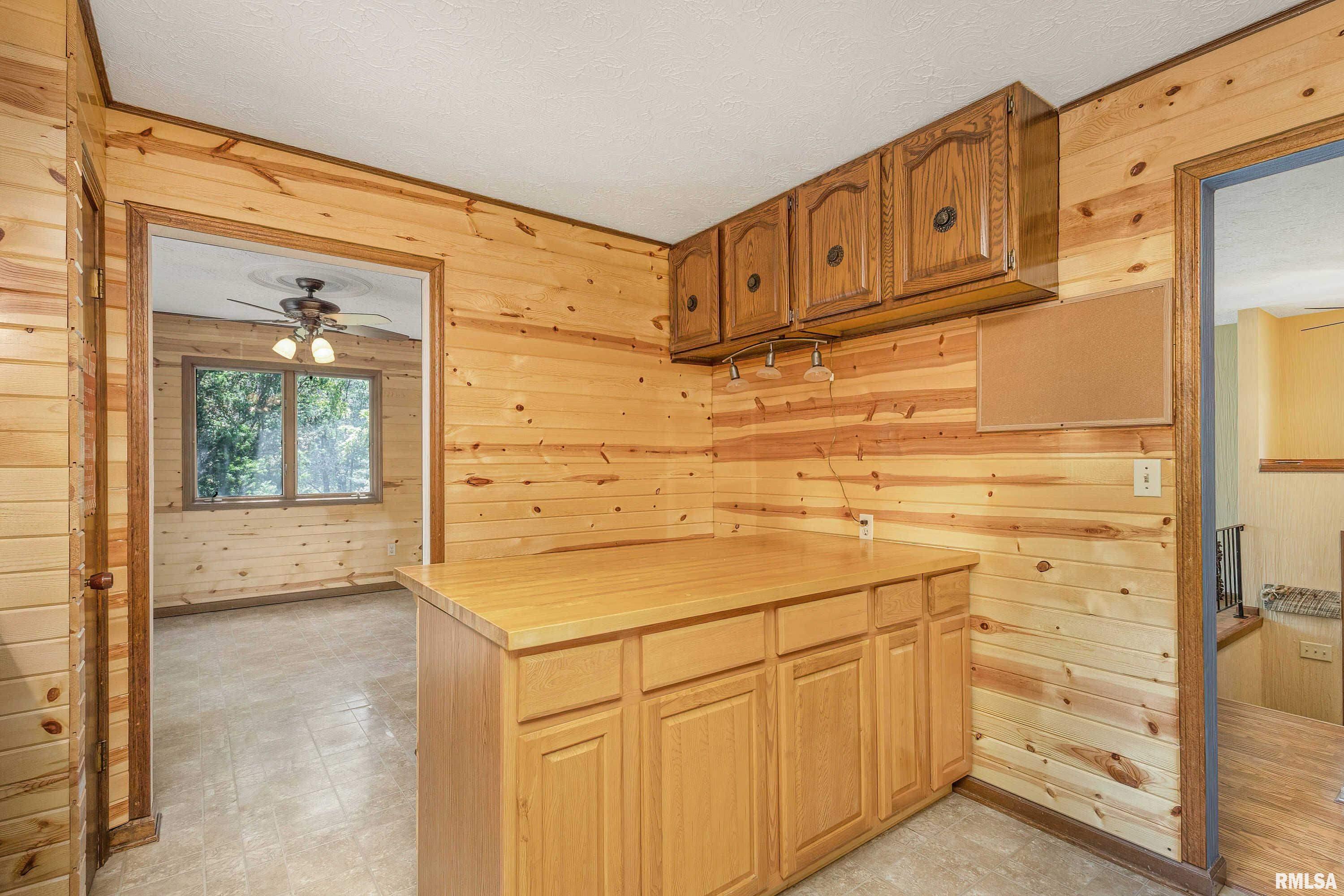 24210 Stage Coach Road Geneseo, IL 61254 - Photo 20 of 44 Gallery Image 20