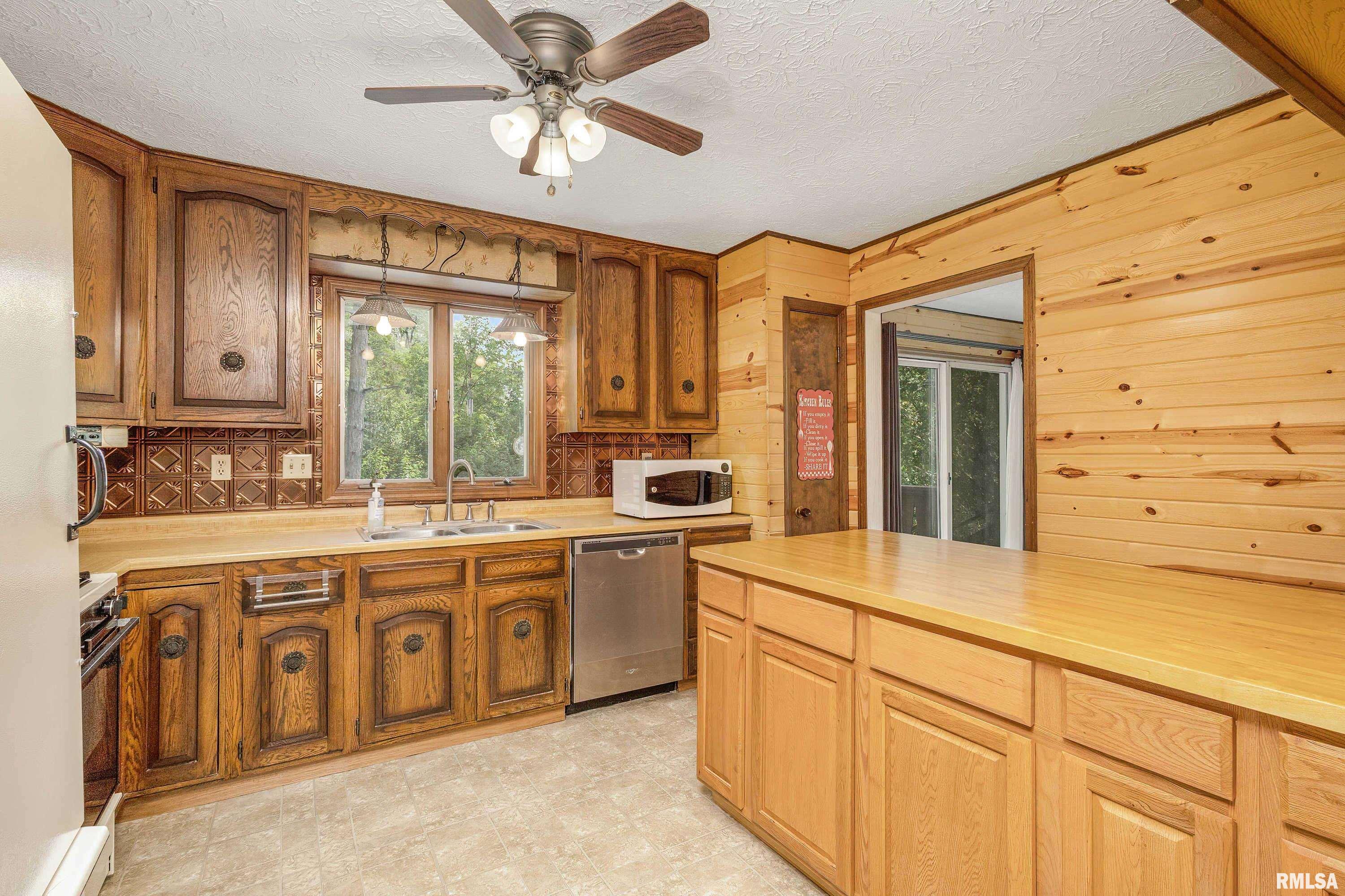 24210 Stage Coach Road Geneseo, IL 61254 - Photo 21 of 44 Gallery Image 21