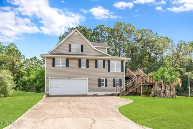 $350,000 | 1405 Rue Versailles, Gautier, MS 39553