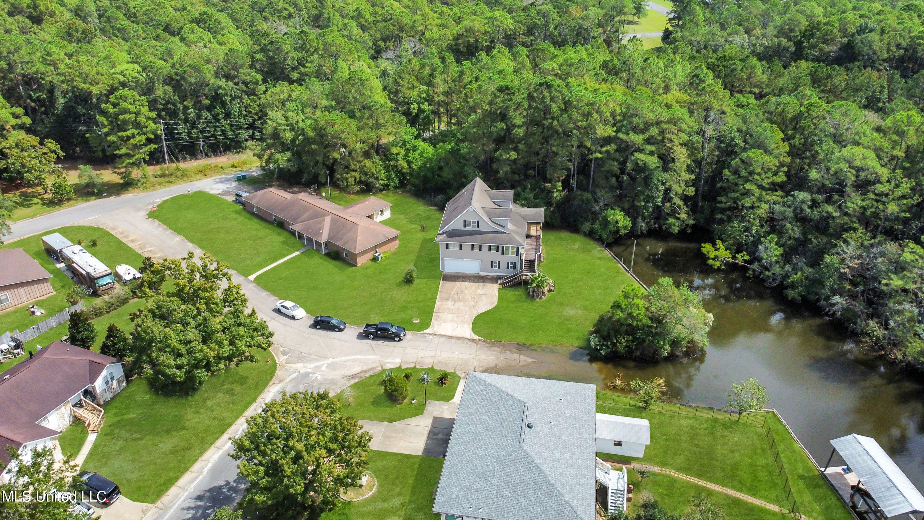 1405 Rue Versailles Gautier, MS 39553 - Photo 36 of 46 Bradshaw (drone) 12