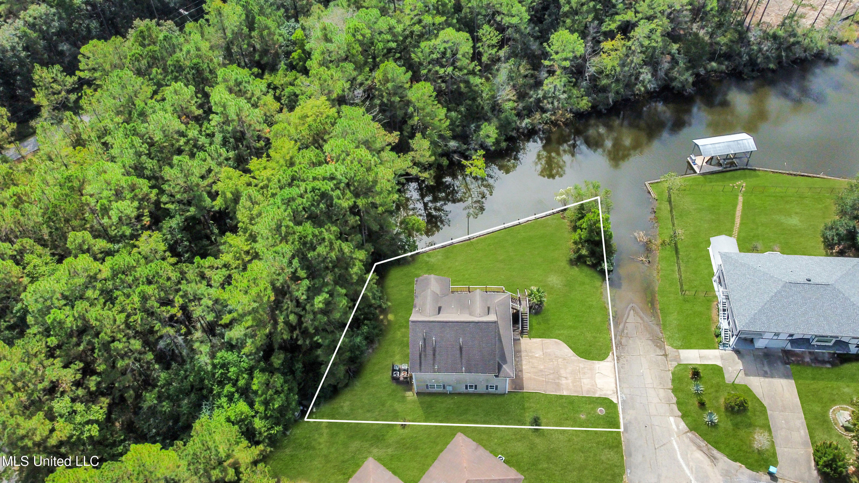 1405 Rue Versailles Gautier, MS 39553 - Photo 39 of 46 Bradshaw (drone)1-2