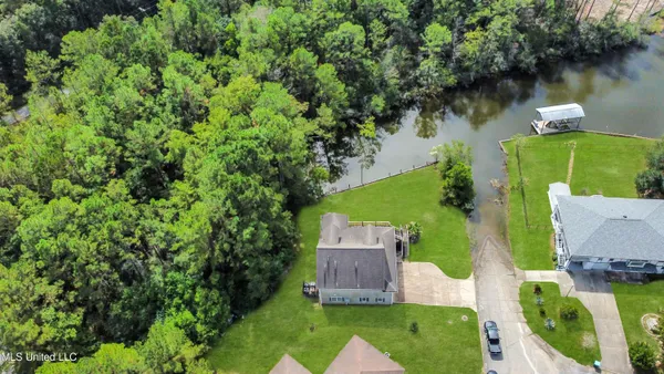 $323,000 | 1405 Rue Versailles, Gautier, MS 39553