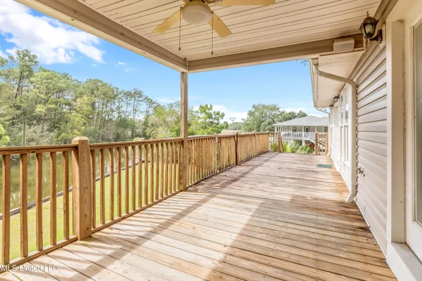 $323,000 | 1405 Rue Versailles, Gautier, MS 39553