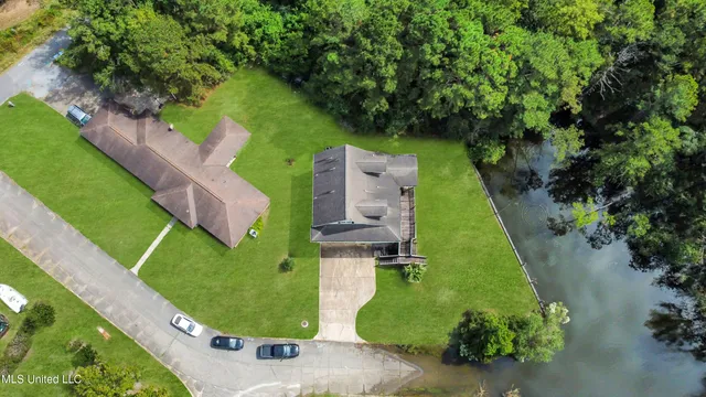 $350,000 | 1405 Rue Versailles, Gautier, MS 39553