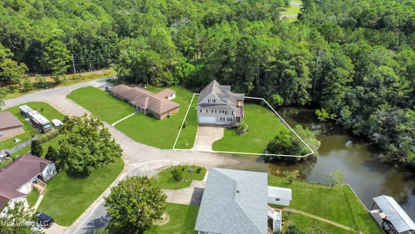 $323,000 | 1405 Rue Versailles, Gautier, MS 39553