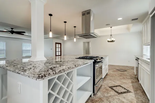 $439,900 | 4405 Tonawanda Drive, Houston, TX 77035