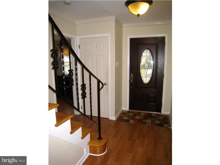 136 Kipling Road Cherry Hill, NJ 08003 - Photo 2 of 25 Foyer