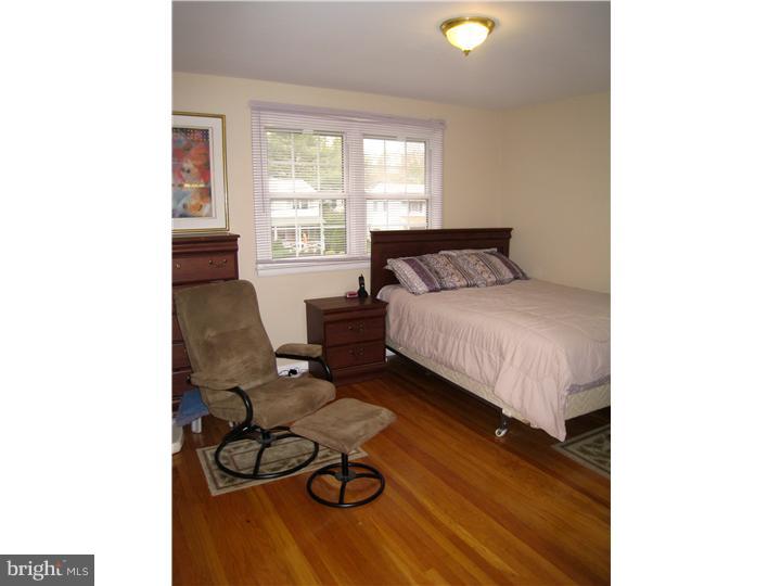 136 Kipling Road Cherry Hill, NJ 08003 - Photo 17 of 25 Bedroom 3