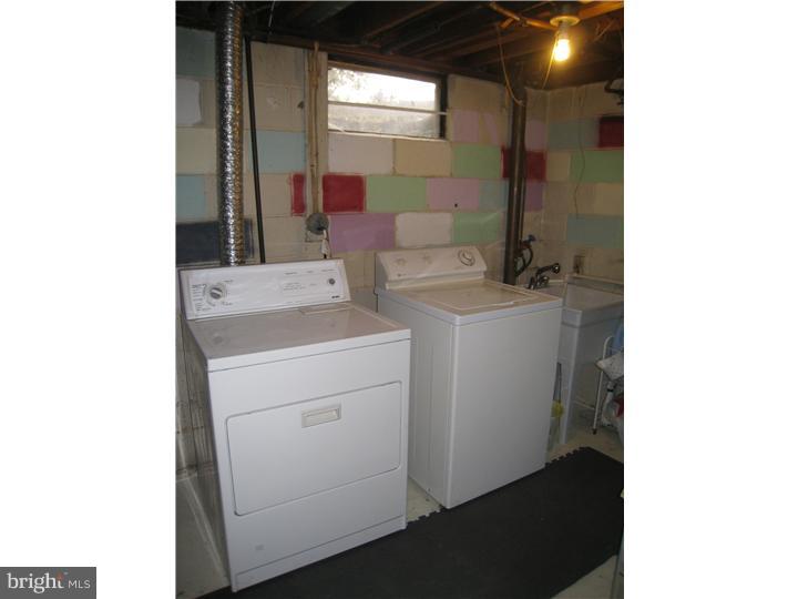 136 Kipling Road Cherry Hill, NJ 08003 - Photo 23 of 25 Laundry Room