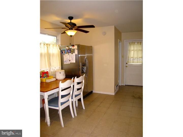 136 Kipling Road Cherry Hill, NJ 08003 - Photo 8 of 25 Kitchen