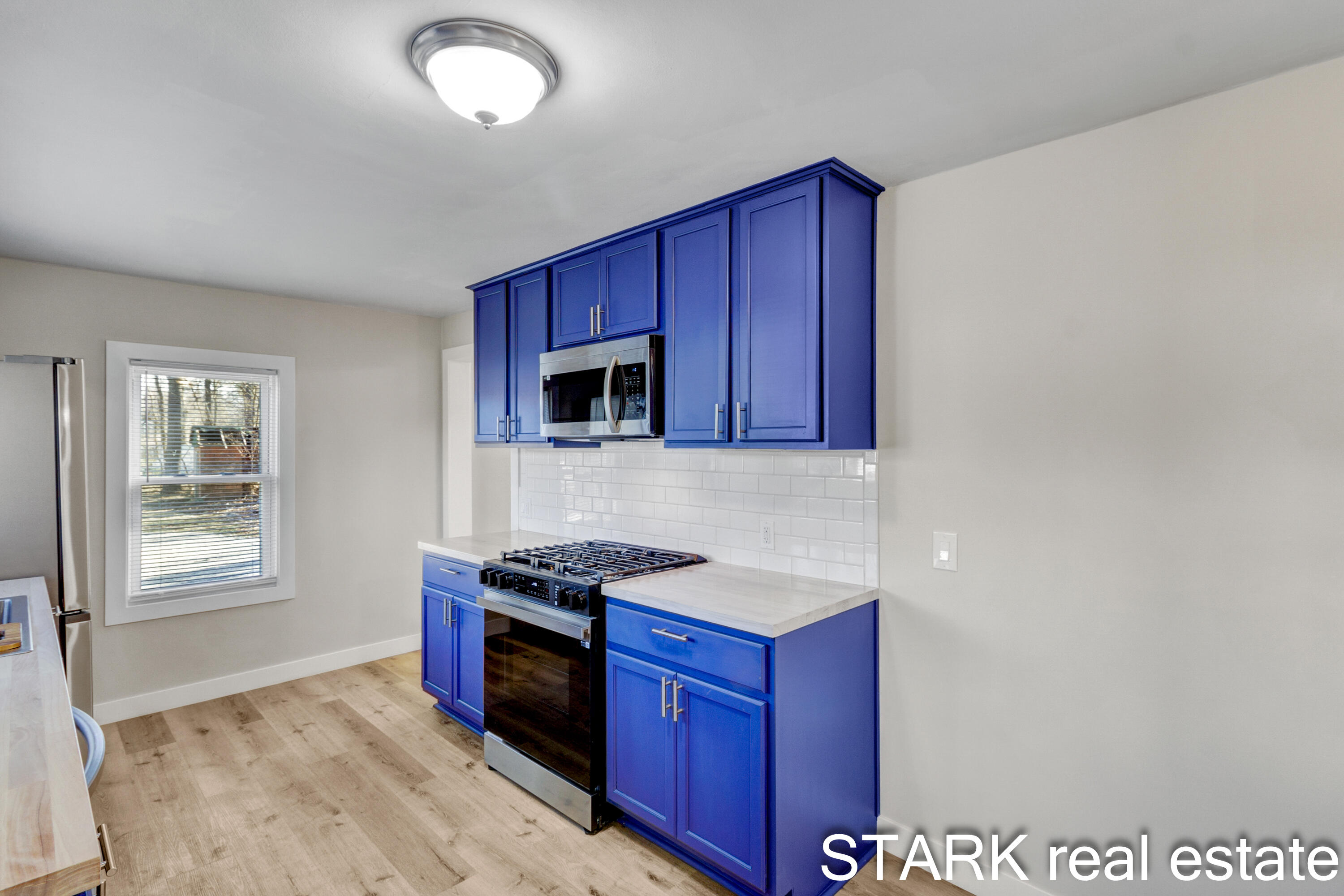 2590 Holton Road Muskegon, MI 49445 - Photo 13 of 50 Rob Stark - 2590 Holton Road-13