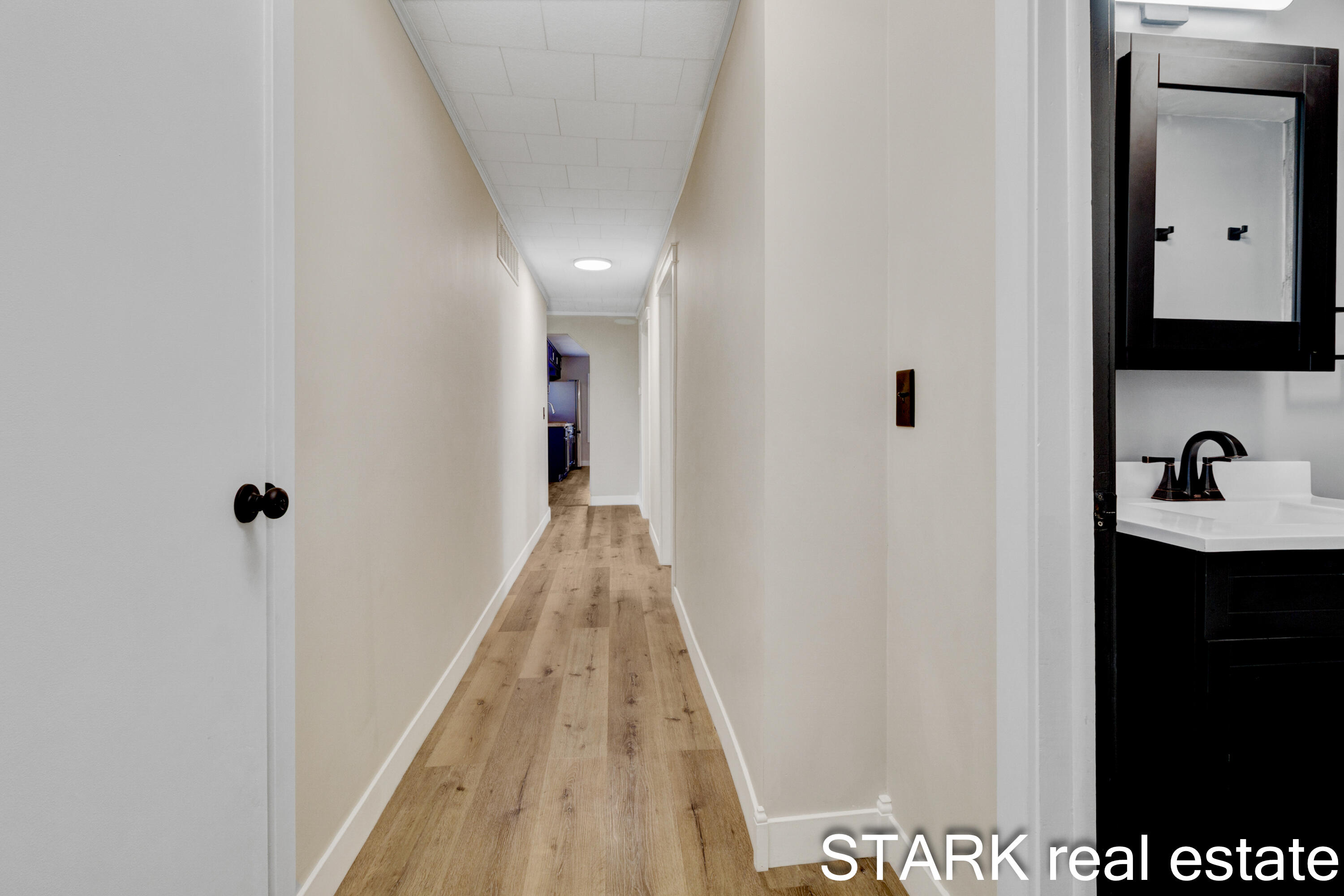 2590 Holton Road Muskegon, MI 49445 - Photo 18 of 50 Rob Stark - 2590 Holton Road-18