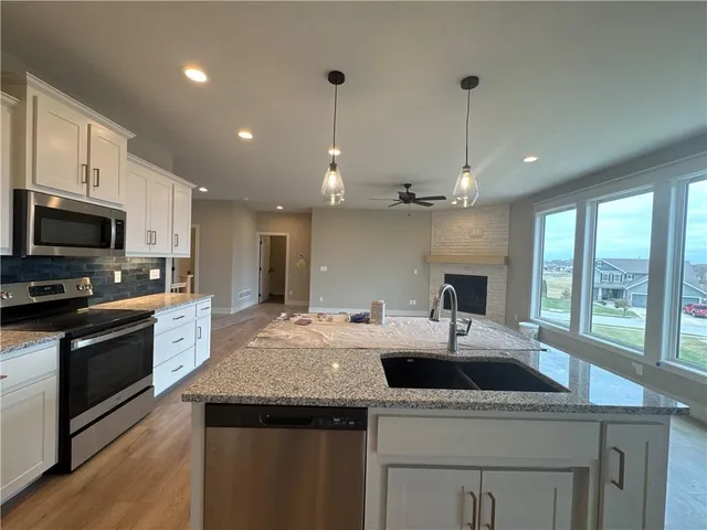 $624,900 | 12935 North Champanel Way, Platte City, MO 64079