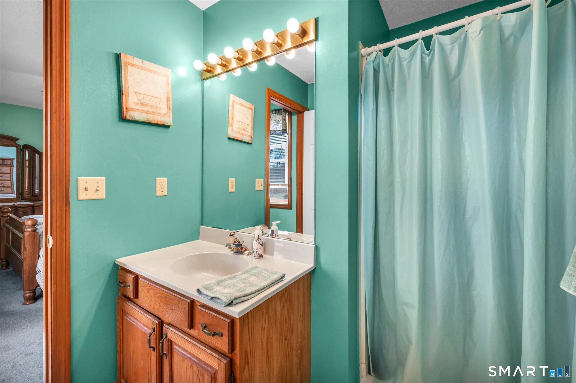 30 Montano Road Enfield, CT 06082 - Photo 20 of 39