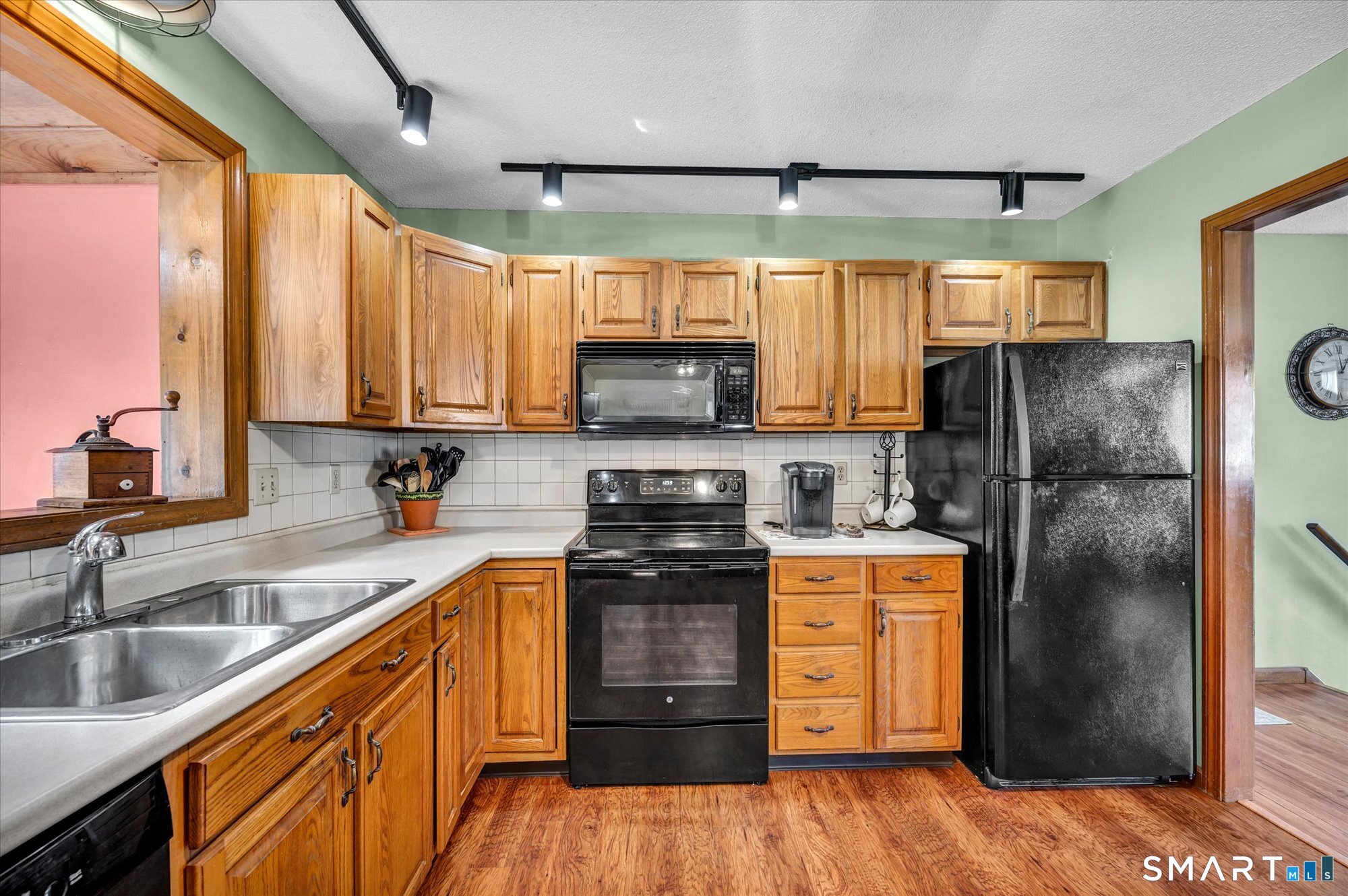 30 Montano Road Enfield, CT 06082 - Photo 31 of 39