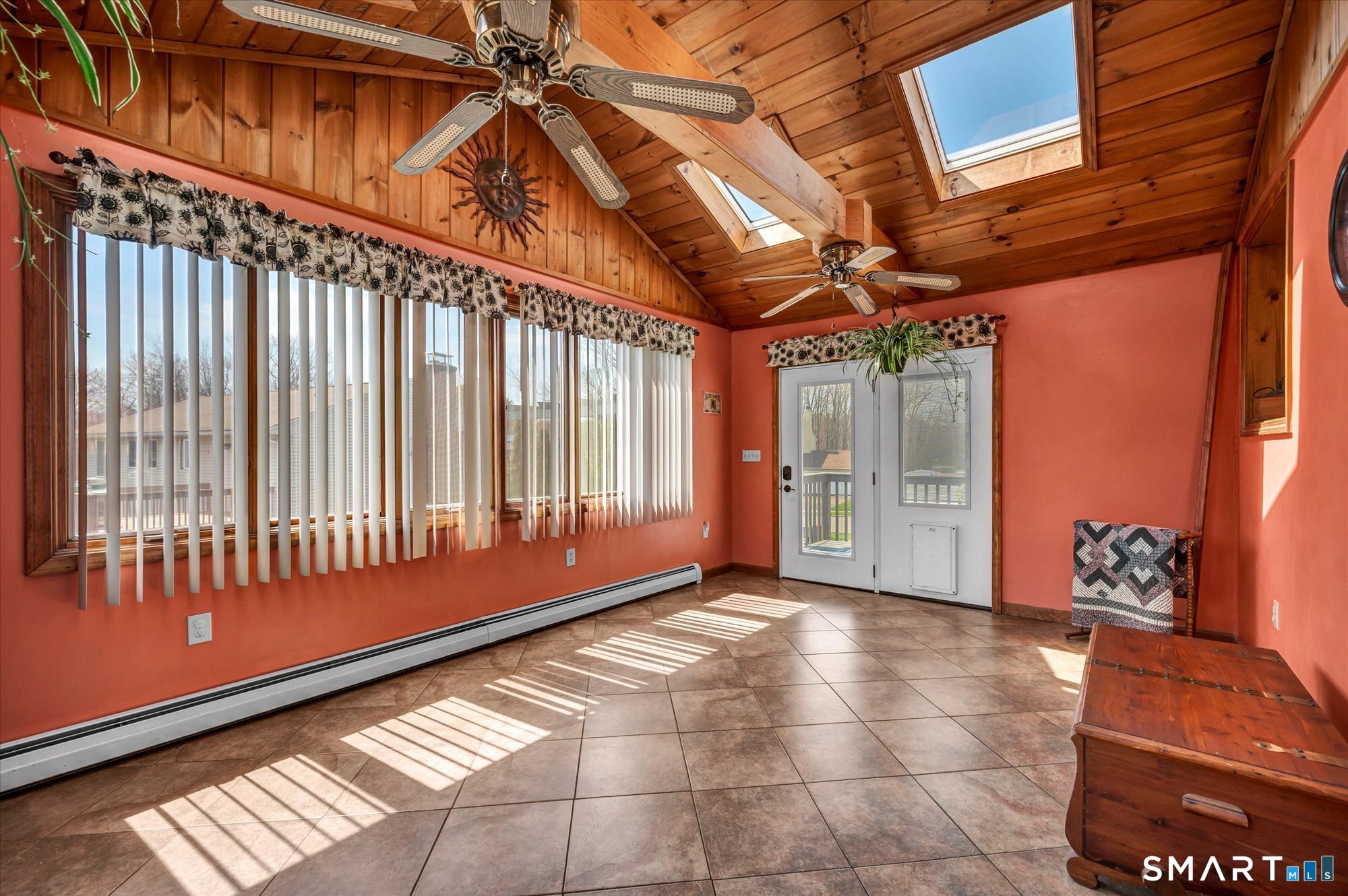 30 Montano Road Enfield, CT 06082 - Photo 8 of 39