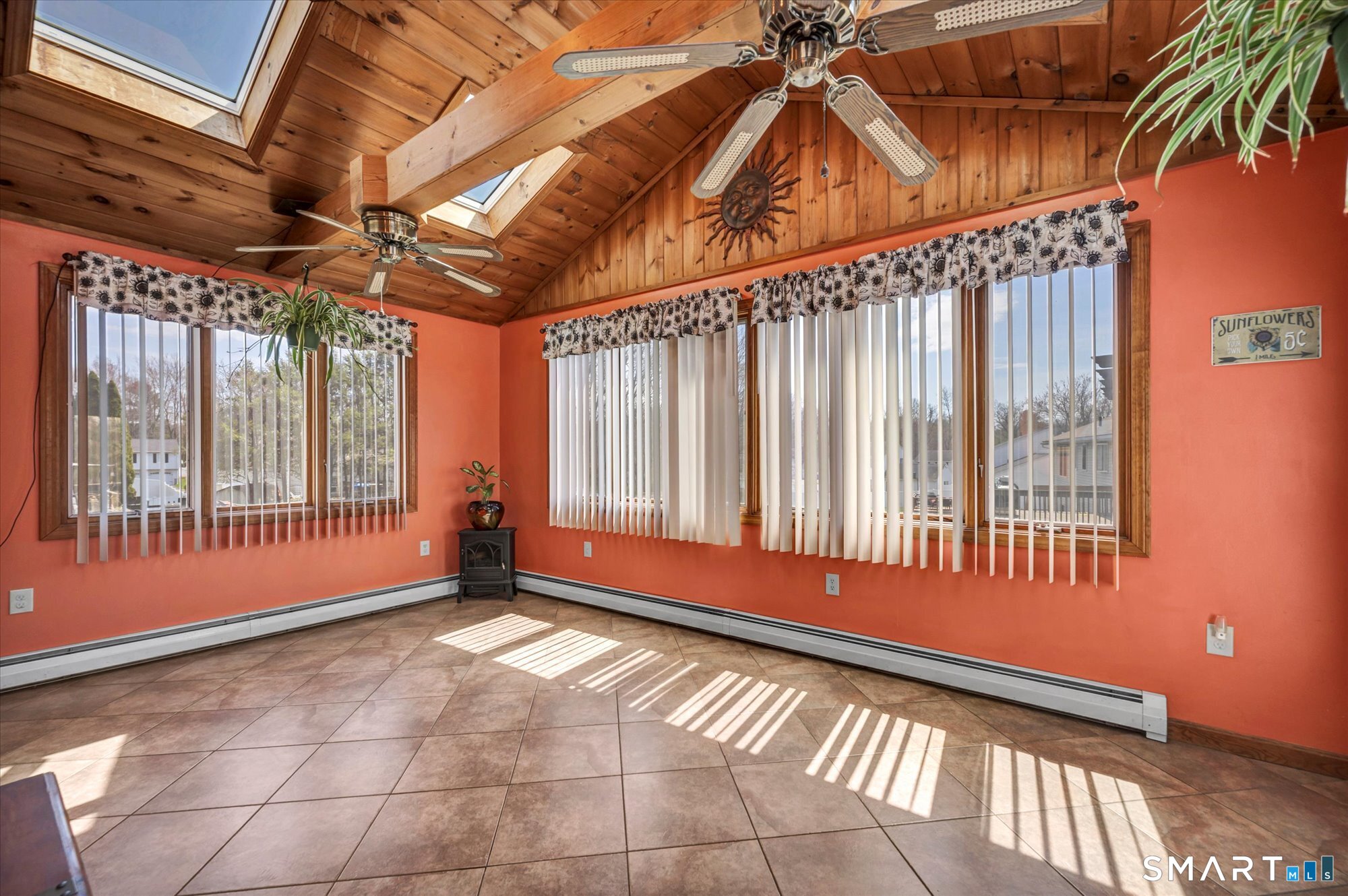 30 Montano Road Enfield, CT 06082 - Photo 9 of 39