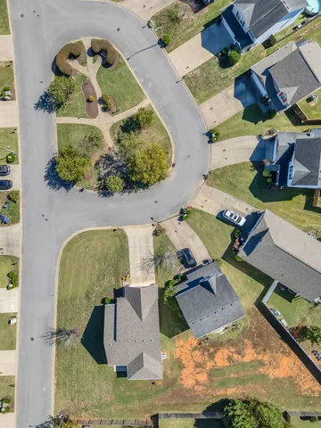 2071 Sparco Circle, Murfreesboro, TN 37128