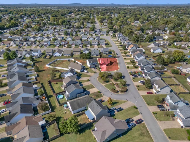 2071 Sparco Circle, Murfreesboro, TN 37128