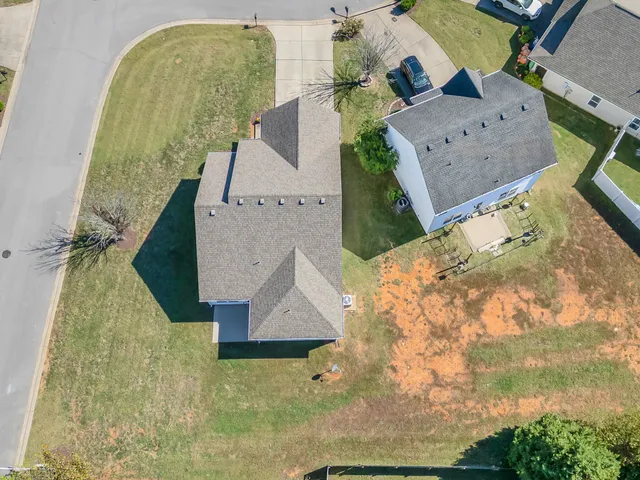 2071 Sparco Circle, Murfreesboro, TN 37128