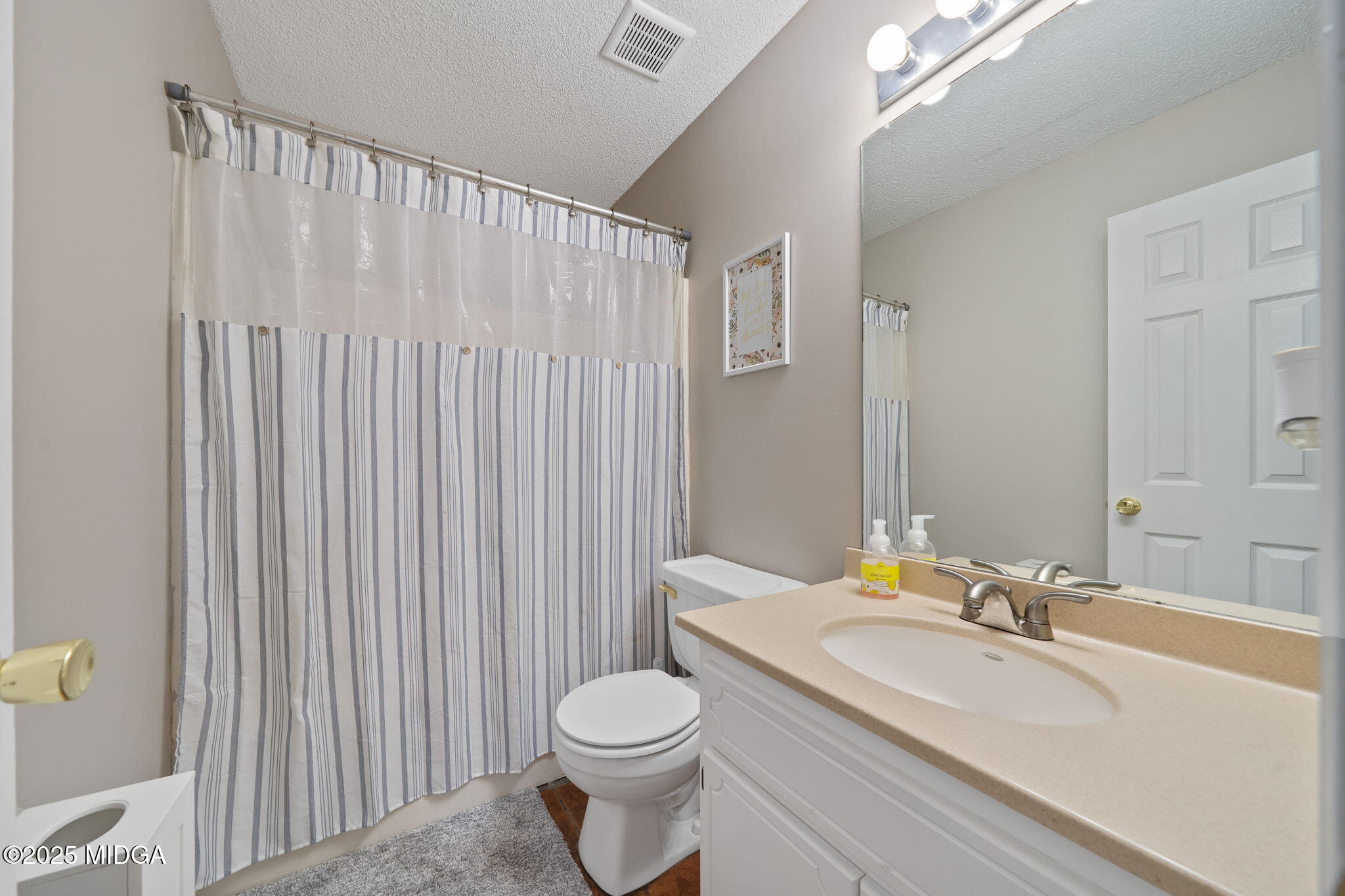 1704 New Hope Road Locust Grove, GA 30248 - Photo 29 of 35 33-web-or-mls-1704 New Hope Rd-09991