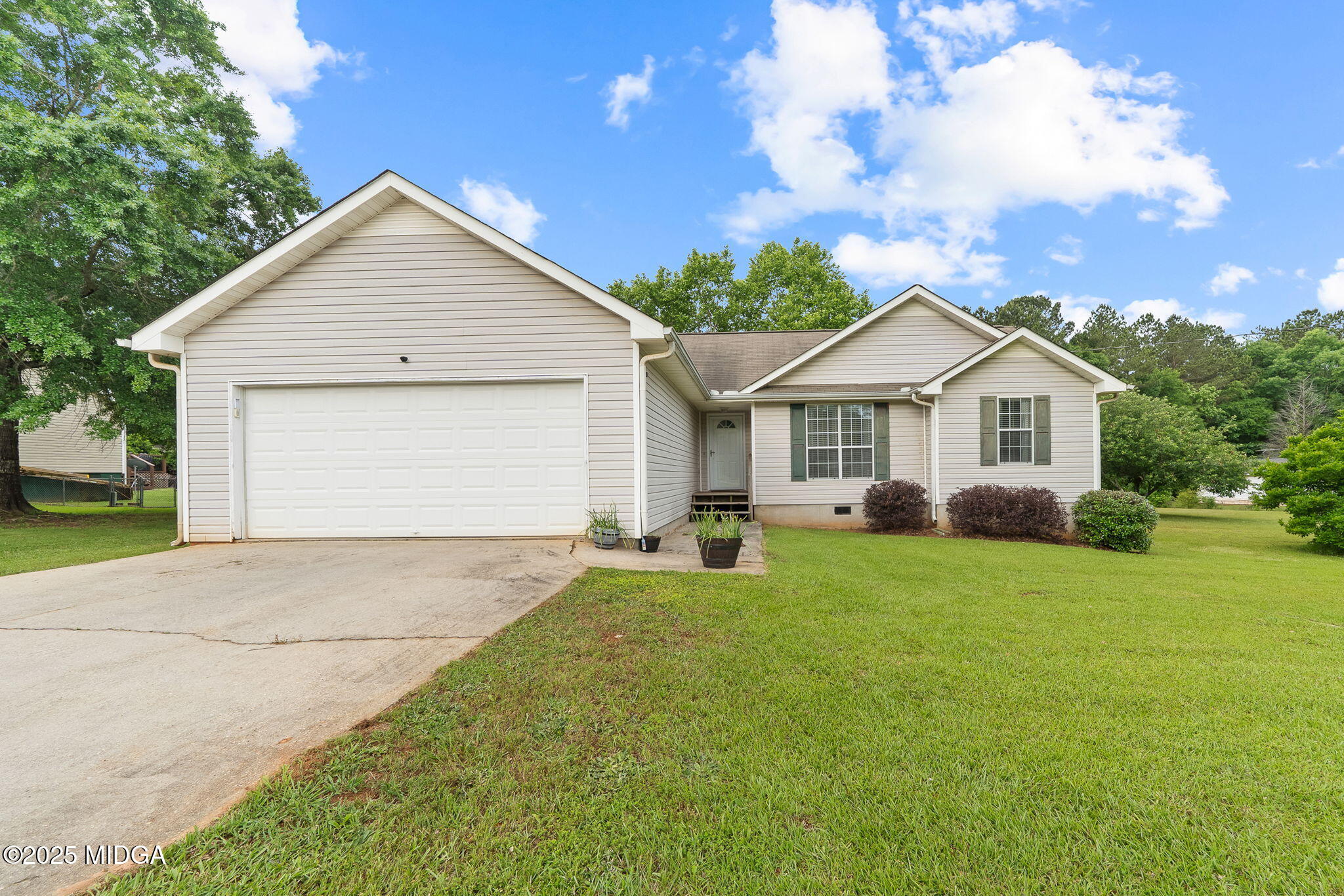 1704 New Hope Road Locust Grove, GA 30248 - Photo 4 of 35 4-web-or-mls-1704 New Hope Rd-09907