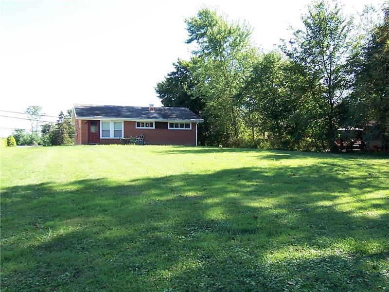 282 Ewings Mill Road Coraopolis, PA 15108 - Photo 19 of 21 Large level yard..lots of space to enjoy.