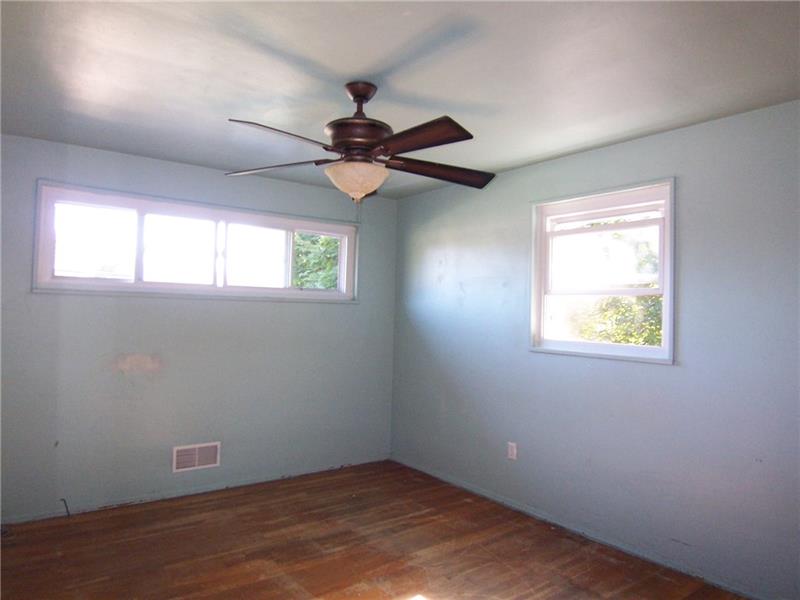 282 Ewings Mill Road Coraopolis, PA 15108 - Photo 8 of 21 Master bedroom.