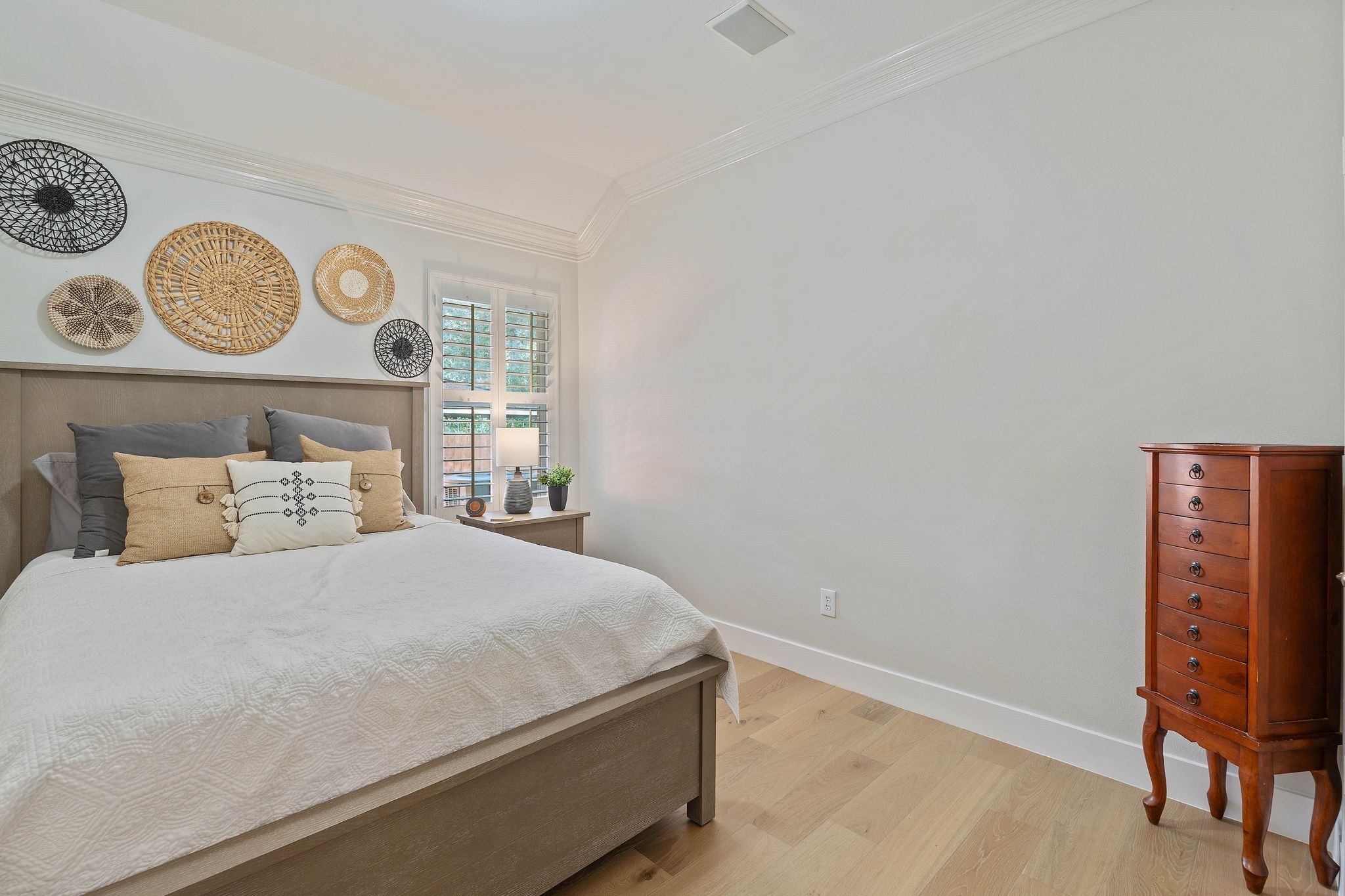 2408 Hollowbrook Lane Conroe, TX 77384 - Photo 27 of 49 #2 secondary bedroom