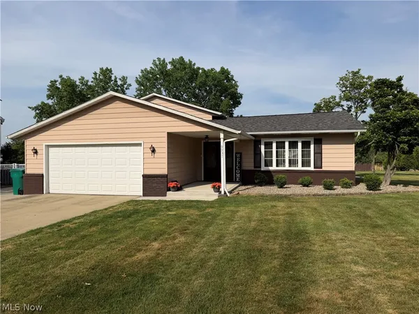 $349,900 | 9937 Patton Street, Twinsburg, OH 44087