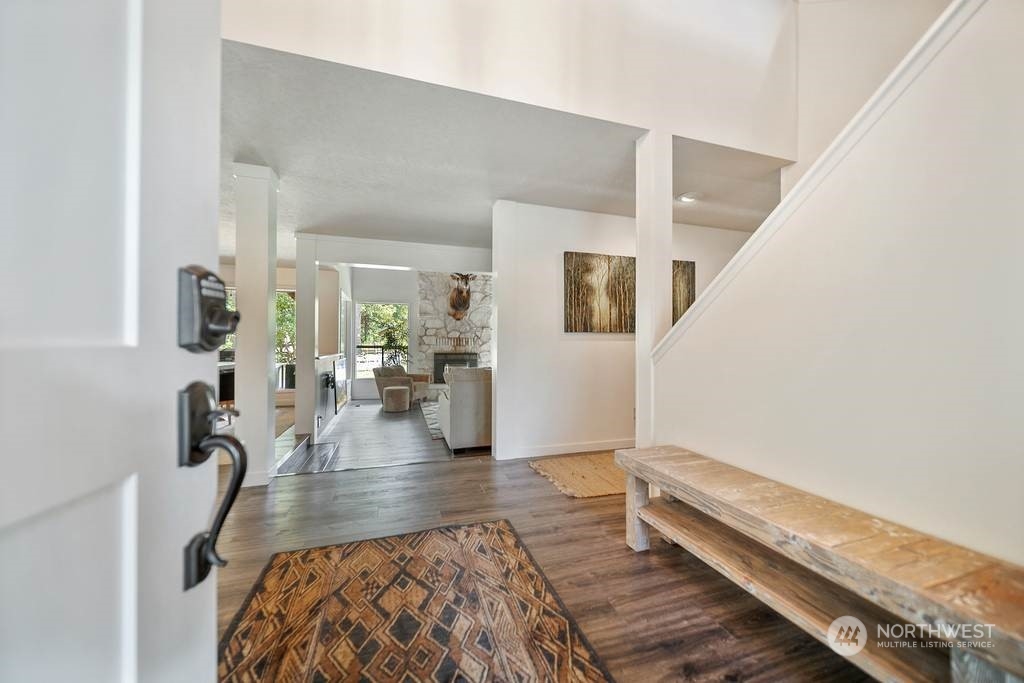 1171 Big Pine Way Forks, WA 98331 - Photo 5 of 40 a living room with furniture