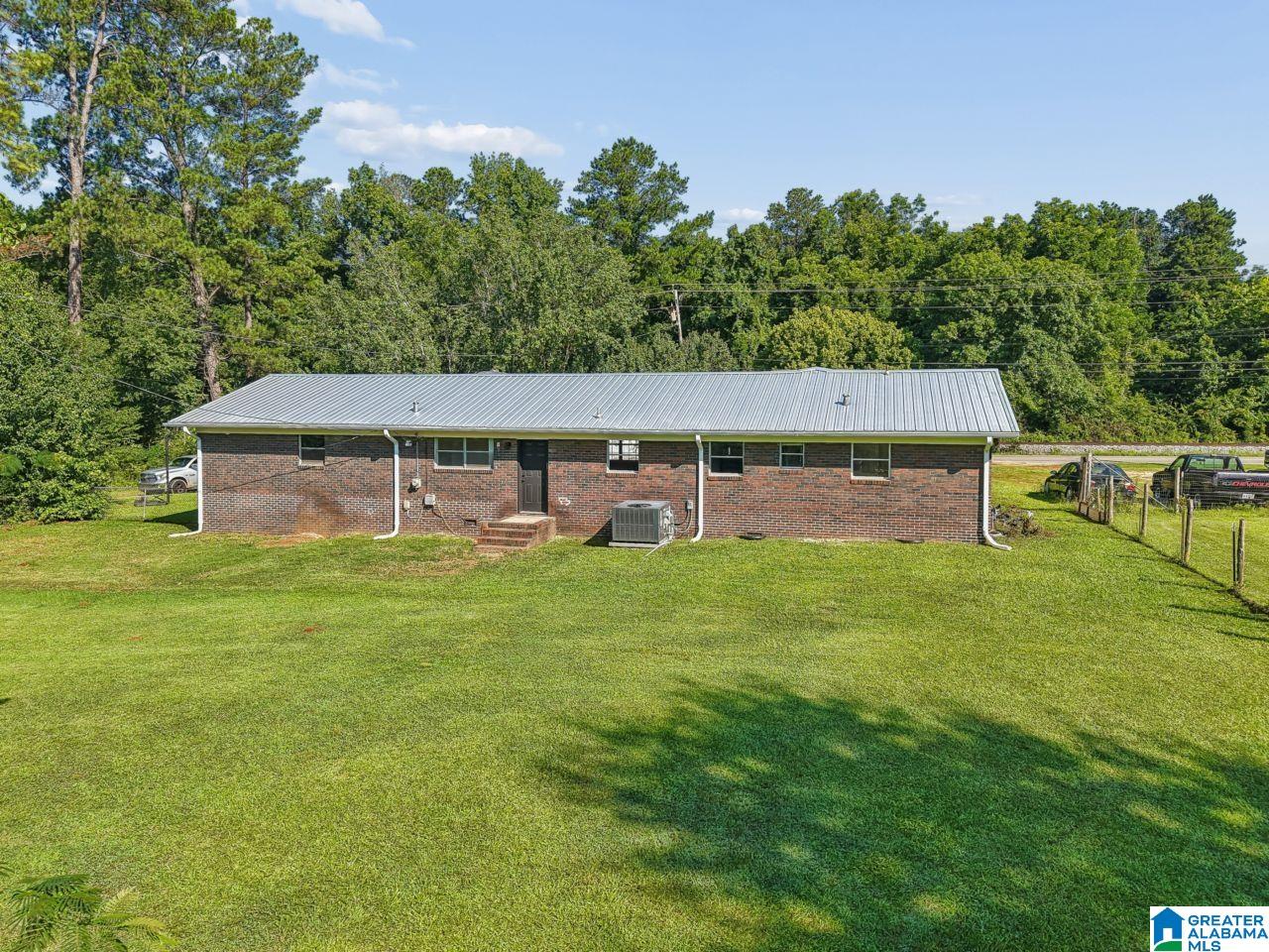 1880 Oldfield Road Sylacauga, AL 35150 - Photo 23 of 29