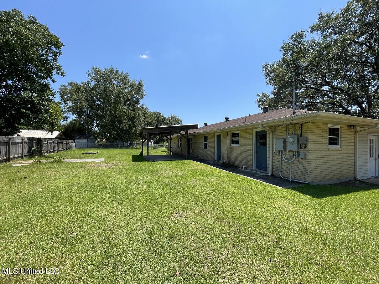 1211 Ridgewood Lane Picayune, MS 39466 - Photo 15 of 17 Rear View