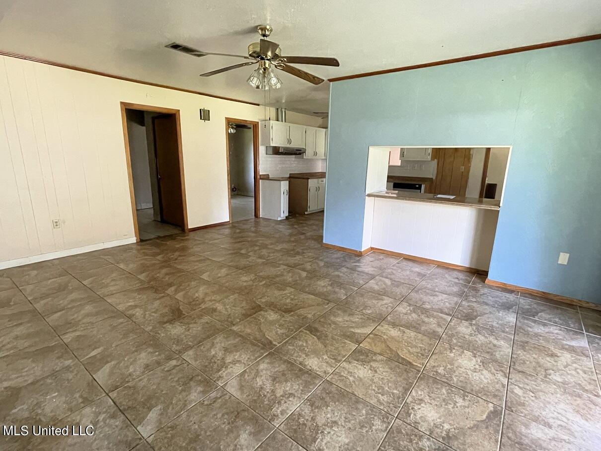 1211 Ridgewood Lane Picayune, MS 39466 - Photo 6 of 17 Living