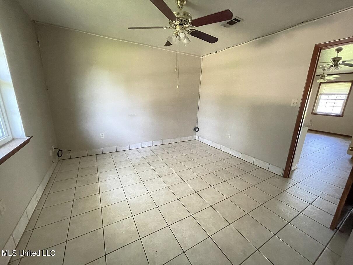 1211 Ridgewood Lane Picayune, MS 39466 - Photo 8 of 17 Dining