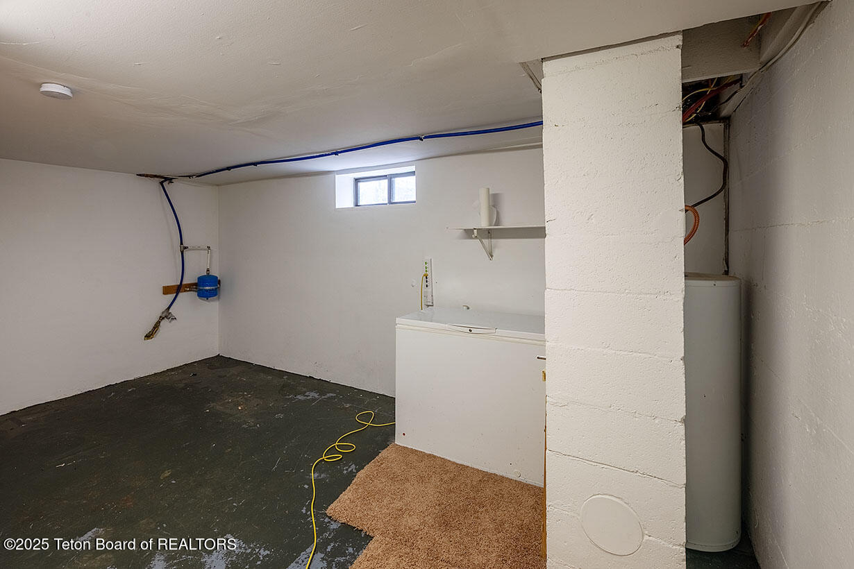 366 Adams Street Afton, WY 83110 - Photo 8 of 14 Payne int 8034