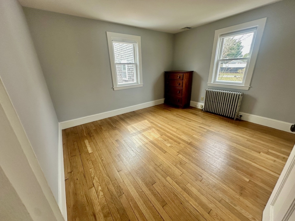 35 Walnut Street Barnstable, MA 02601 - Photo 19 of 35