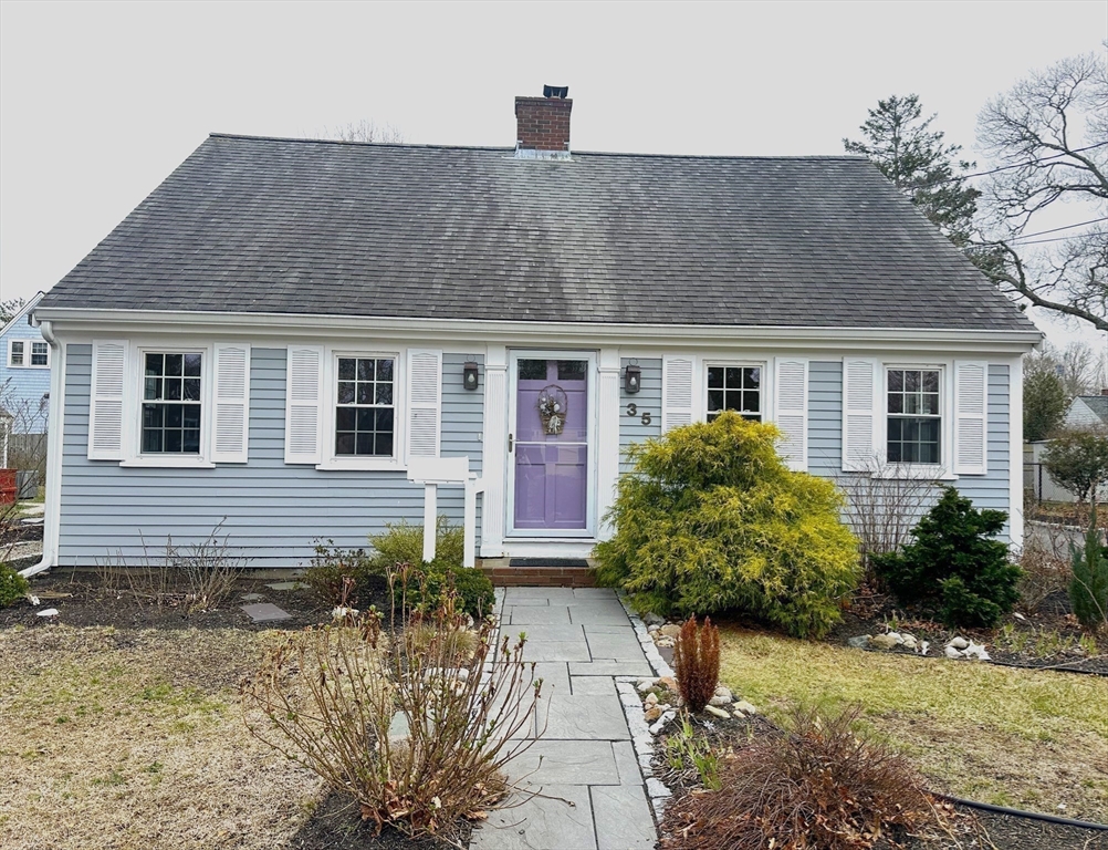 35 Walnut Street Barnstable, MA 02601 - Photo 4 of 35
