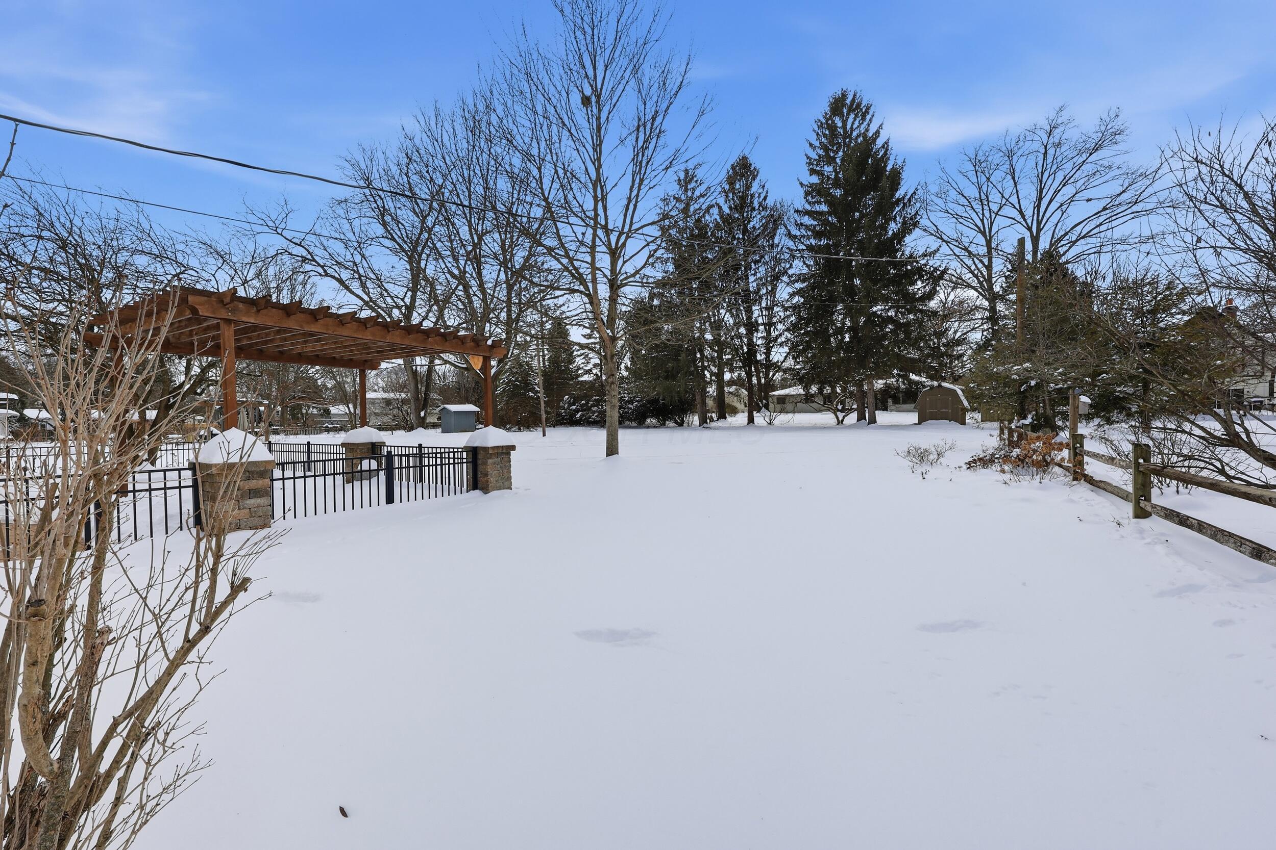 6623 Millbrae Road Columbus, OH 43235 - Photo 35 of 44 Patio and pergola