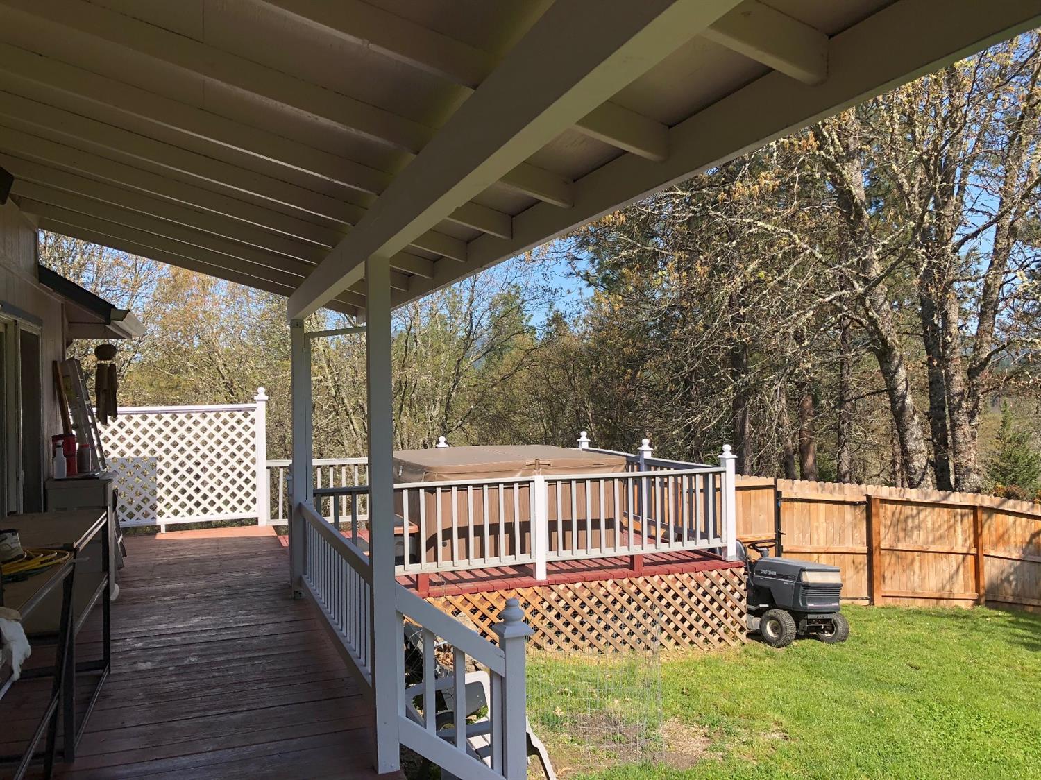 283 West Street Merlin, OR 97532 - Photo 10 of 12 Additional Photo