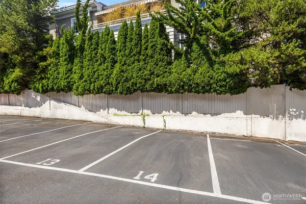 $649,000 | 2360 43rd Avenue East, Unit 404, Seattle, WA 98112