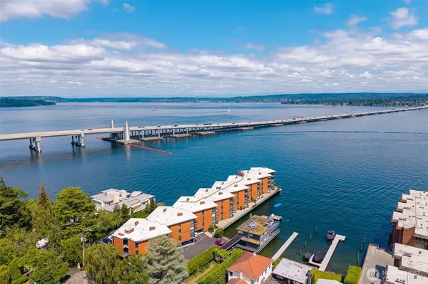 $649,000 | 2360 43rd Avenue East, Unit 404, Seattle, WA 98112
