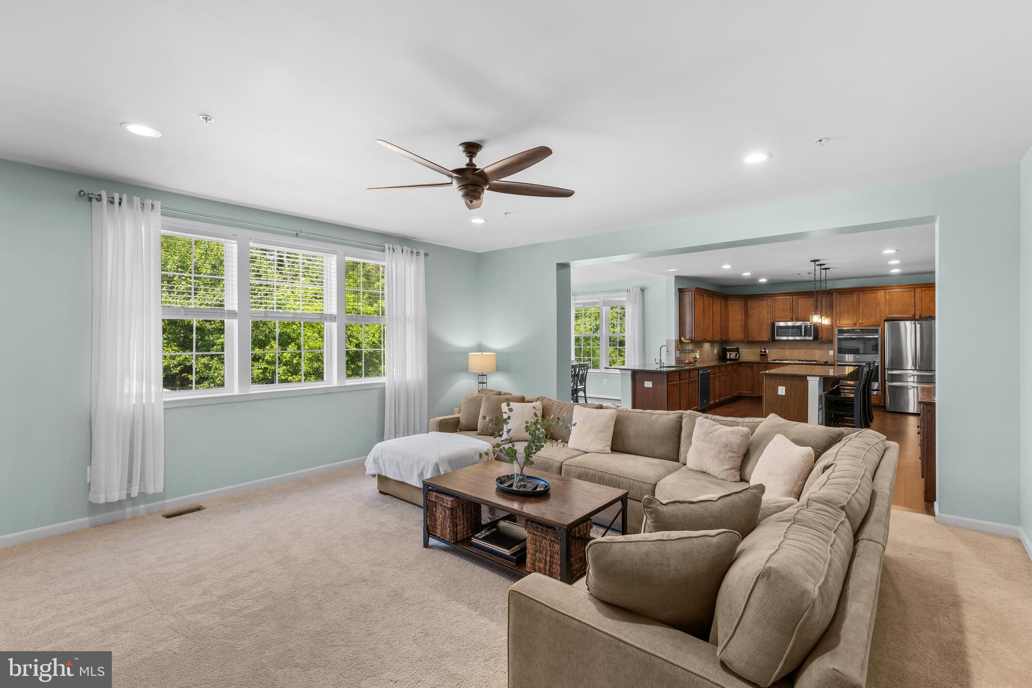 602 Laghman Court Odenton, MD 21113 - Photo 4 of 49