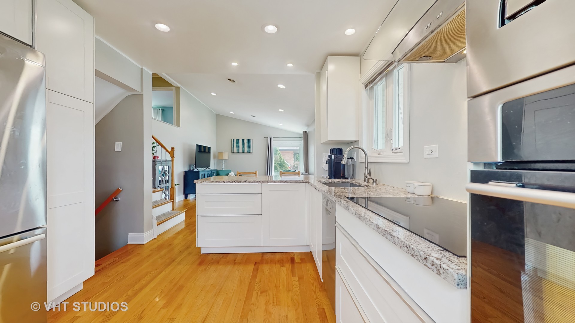 1709 South Grace Avenue Park Ridge, IL 60068 - Photo 7 of 24 Gallery Image 7
