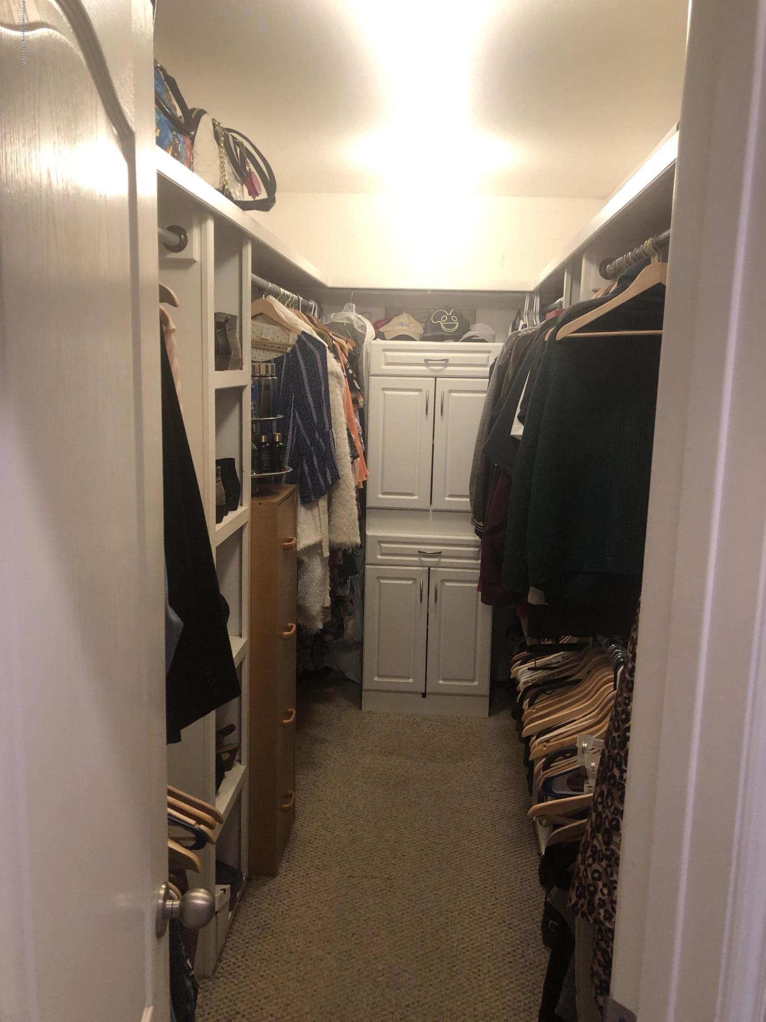6908 Thunder Road Amarillo, TX 79119 - Photo 13 of 30 Master Closet