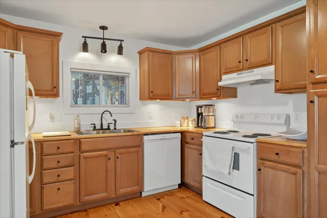 $725,000 | 671 Ferson Road, Leicester, VT 05733