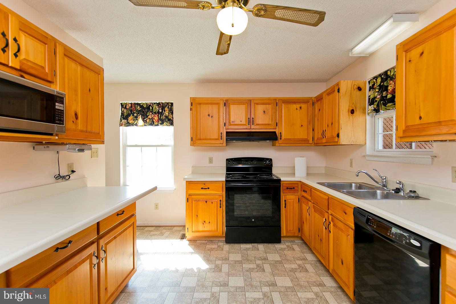 134 Woodrow Road Winchester, VA 22602 - Photo 24 of 49 Kitchen