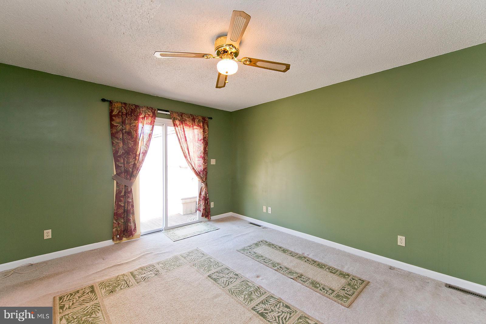 134 Woodrow Road Winchester, VA 22602 - Photo 30 of 49 Master bedroom