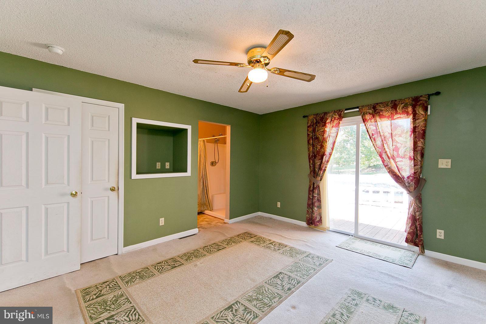 134 Woodrow Road Winchester, VA 22602 - Photo 32 of 49 Master bedroom